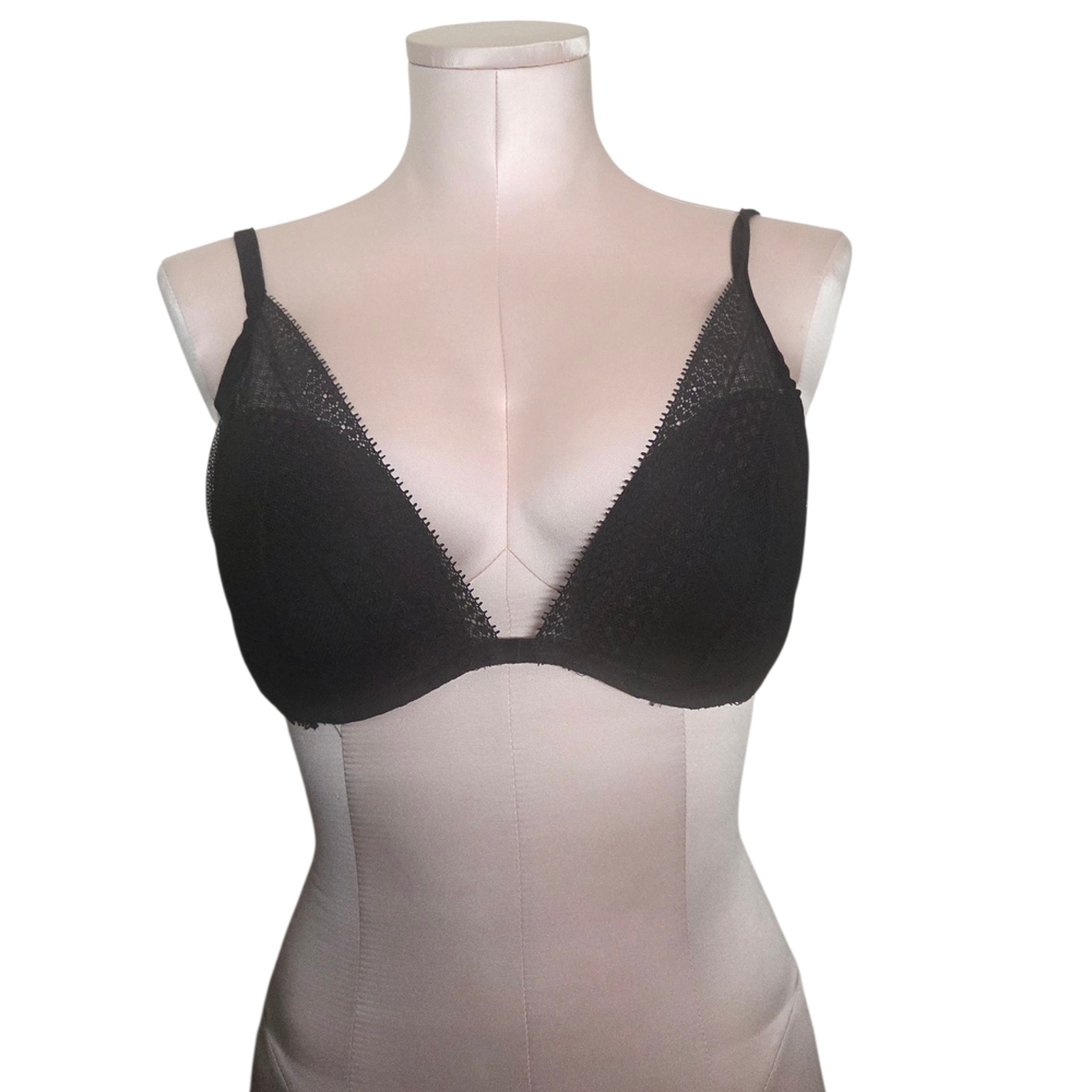 Victoria's Secret Black Lace Plunge Bra